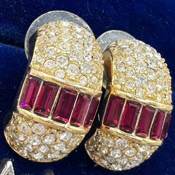 Christian Dior vintage altered gold tone half hoop Swarovski rhinestone earrings - Picture 1 of 8